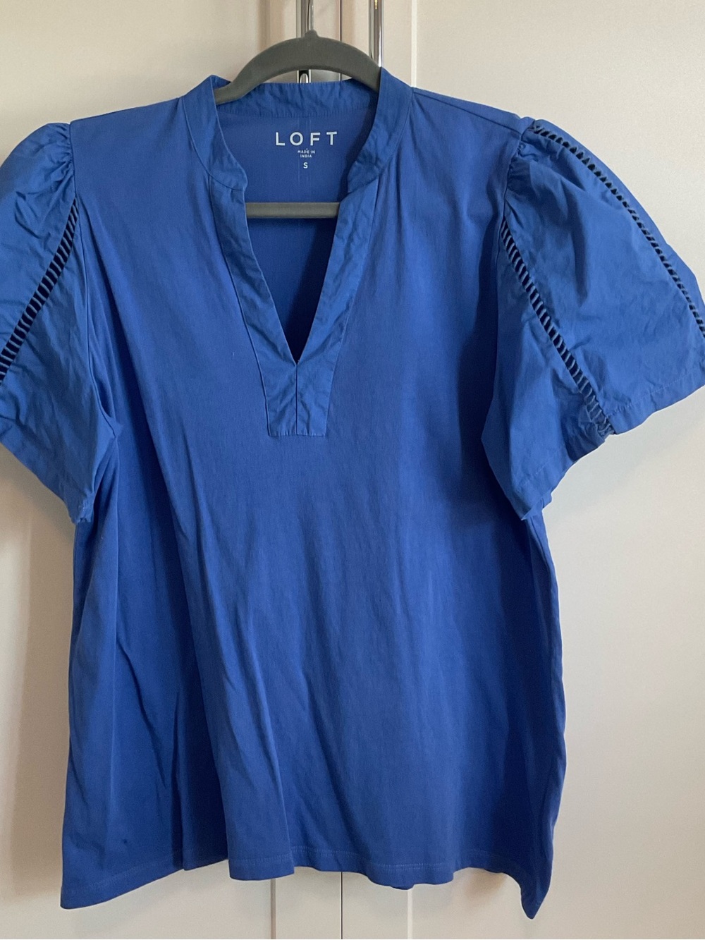 LOFT Royal Blue Split V-Neck Puff Sleeve Top